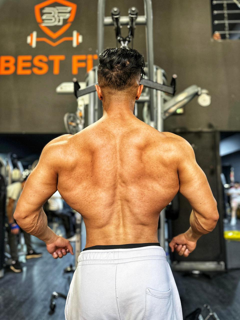 Back Lat Spread
