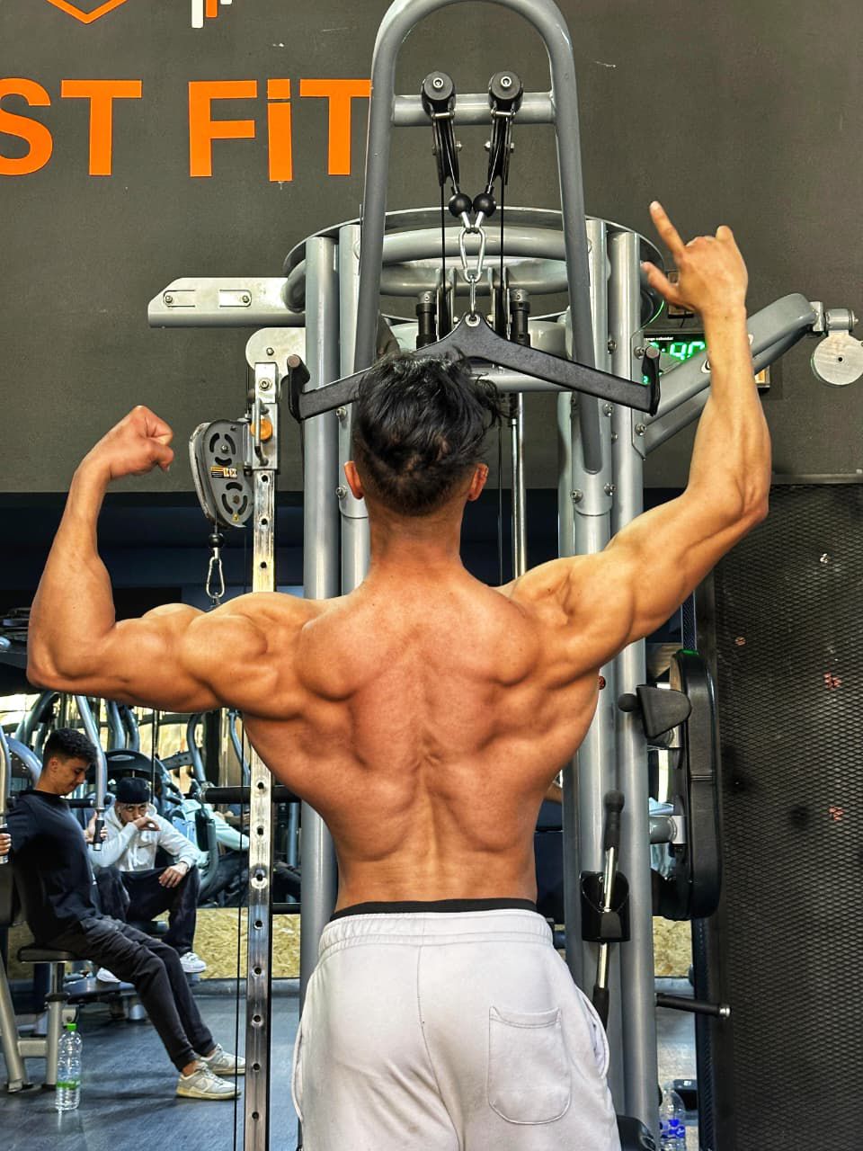 Lat Pulldown